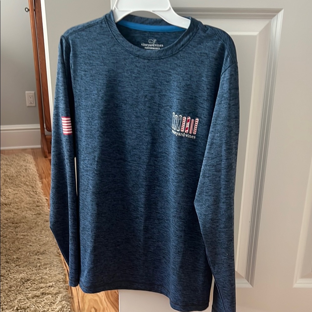 Vineyards Vines performance long sleevee shirt boys.